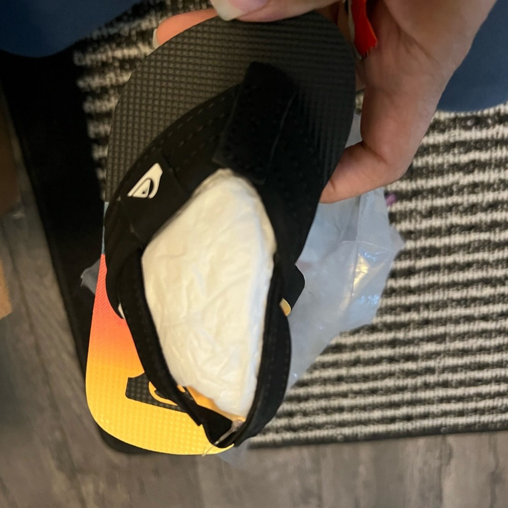 hurley baby shoes size 6